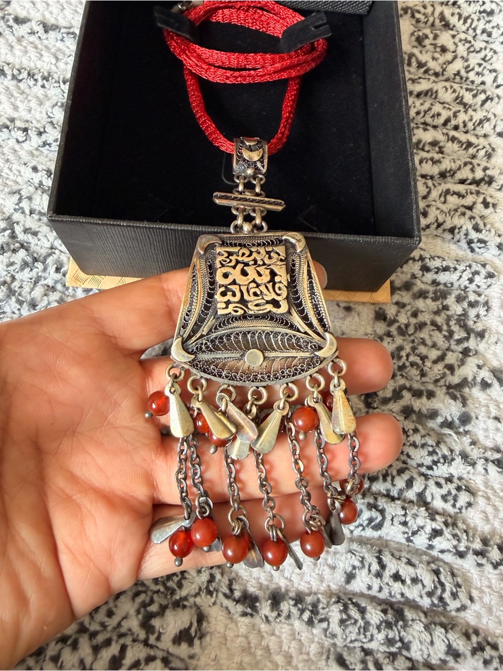 Handcrafted Silver-Tone Red Bead Pendant Necklace Silver original